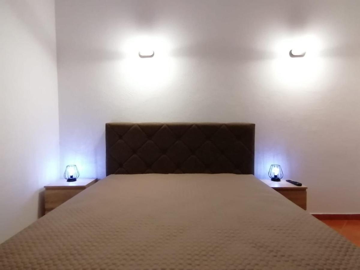 Mikes Nora Velha Apartment 塔维拉 外观 照片